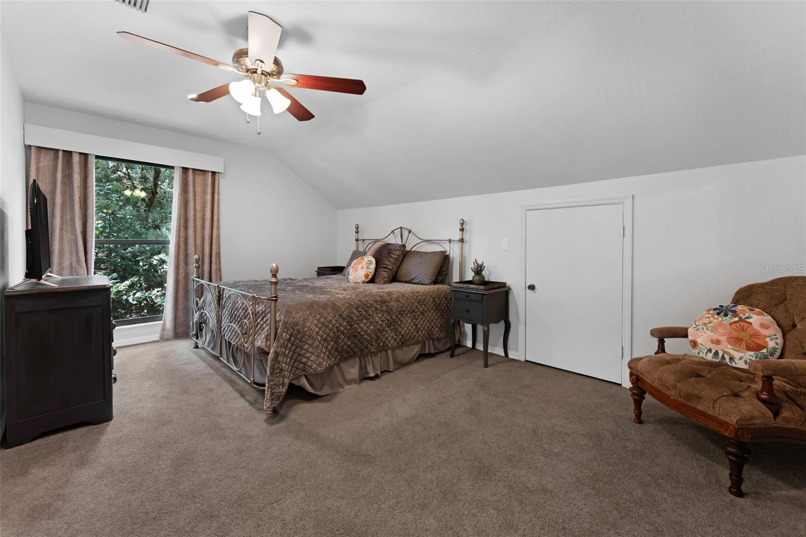 Image 22 of 50 For 4702 Shorecrest Drive