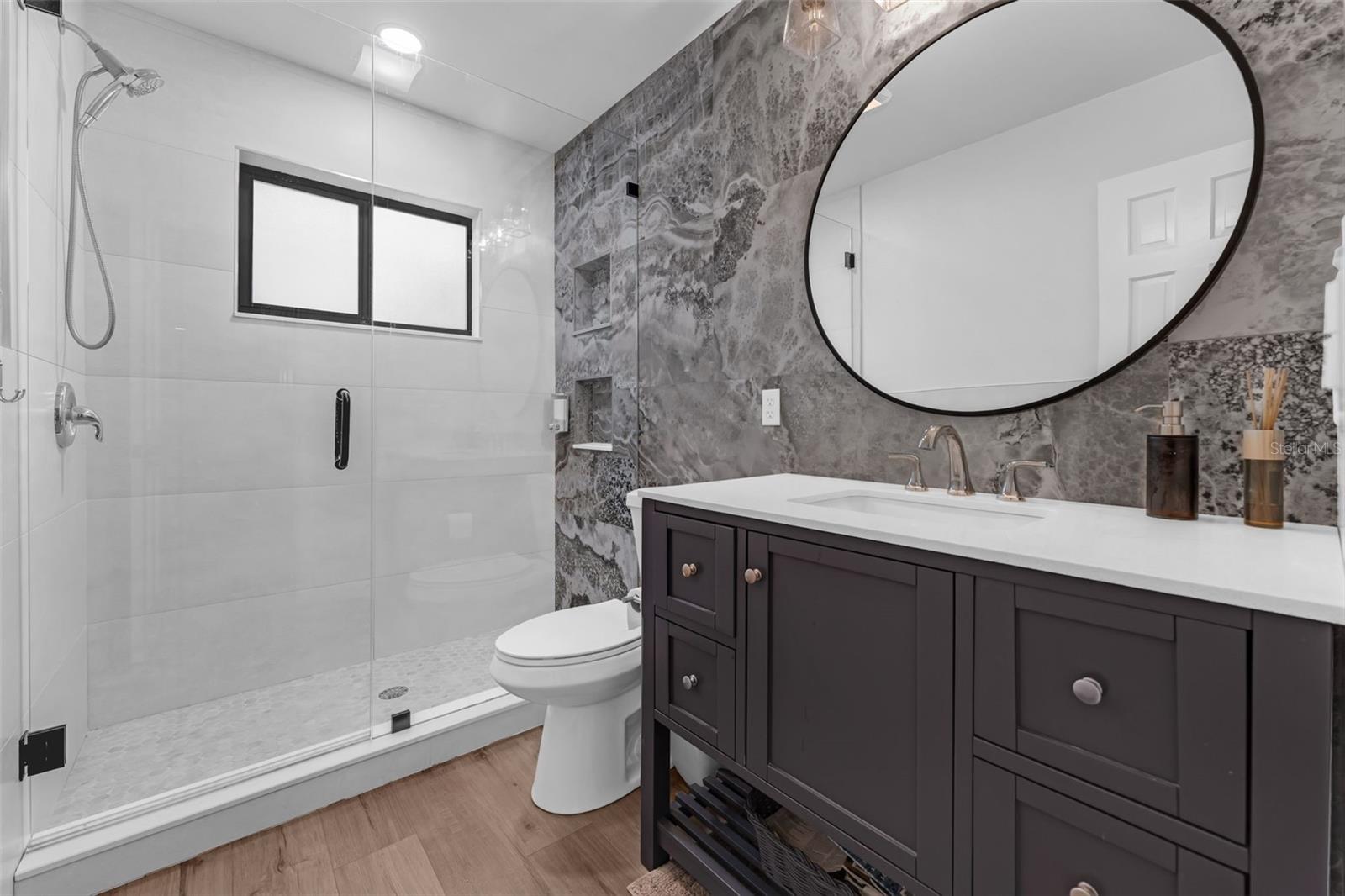 Image 23 of 50 For 4702 Shorecrest Drive