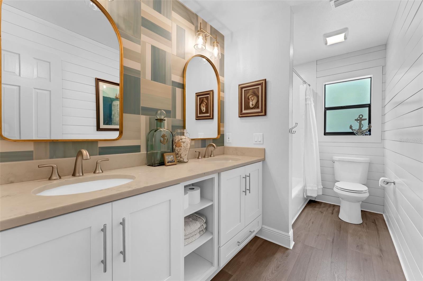 Image 26 of 50 For 4702 Shorecrest Drive