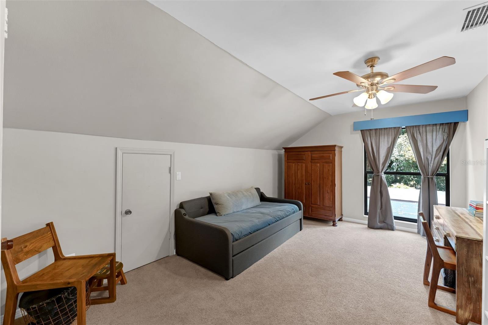 Image 27 of 50 For 4702 Shorecrest Drive