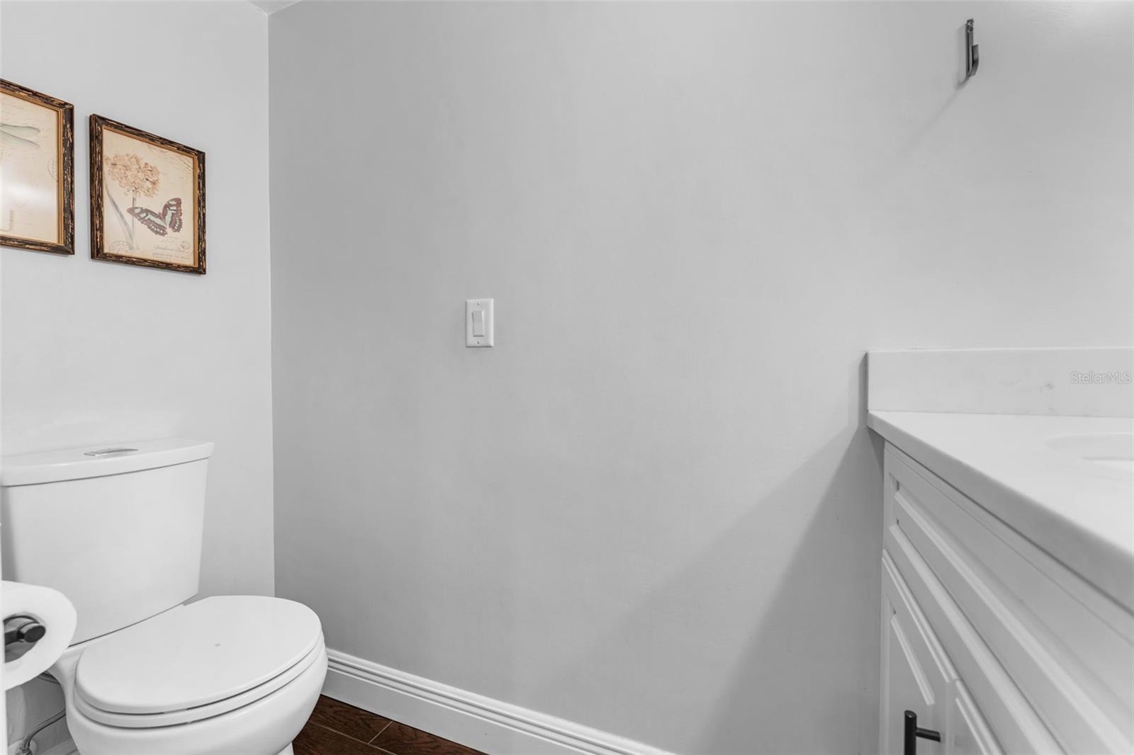 Image 32 of 50 For 4702 Shorecrest Drive