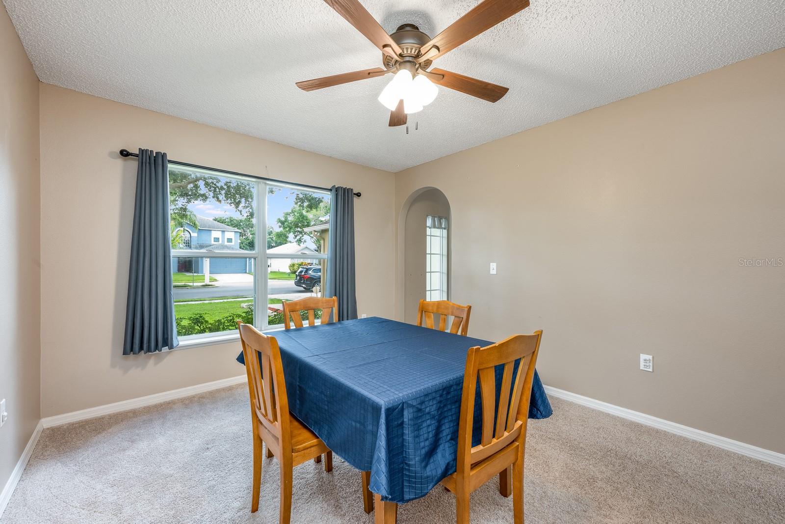 Image 10 of 25 For 100 Monterey Oaks Drive