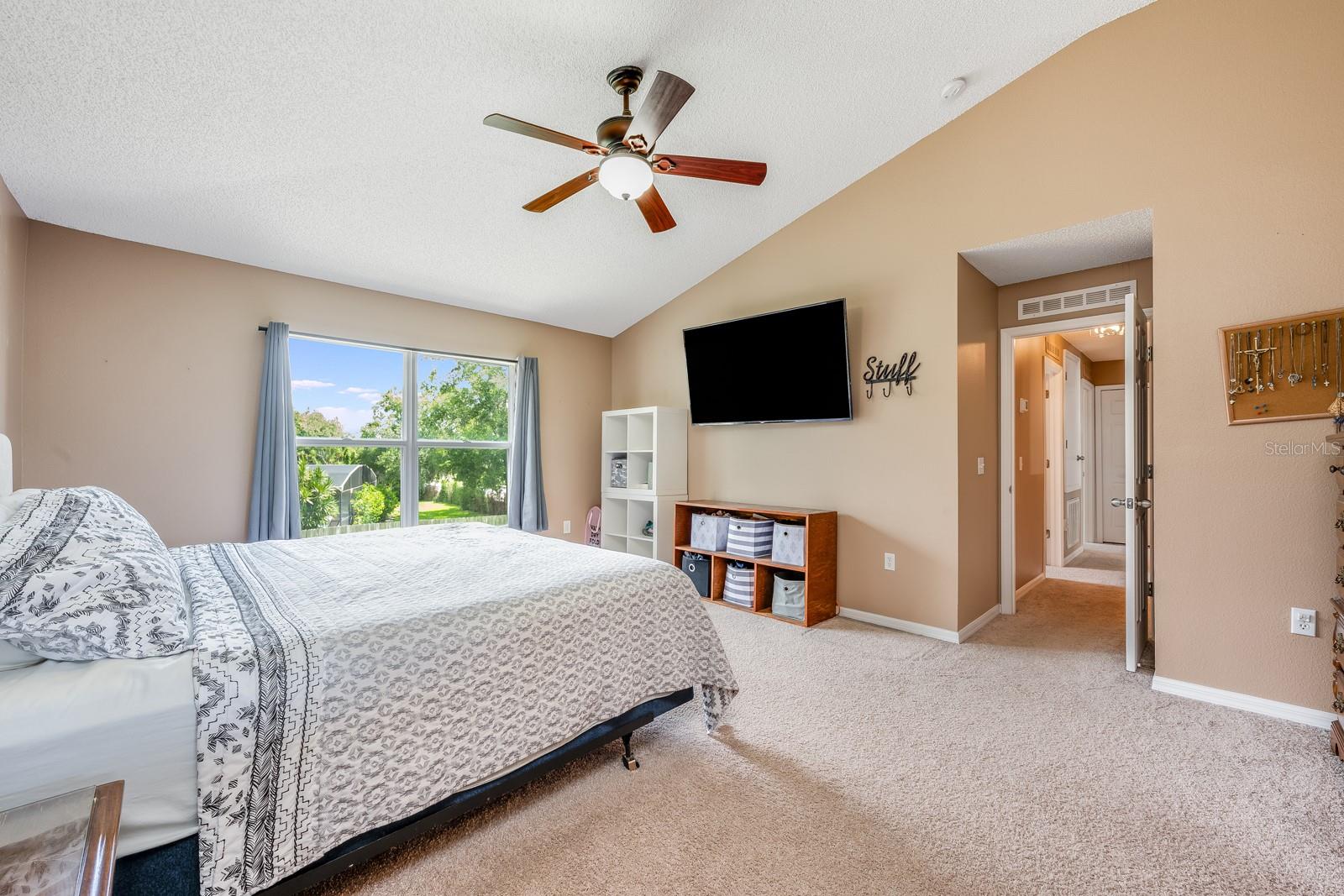 Image 14 of 25 For 100 Monterey Oaks Drive