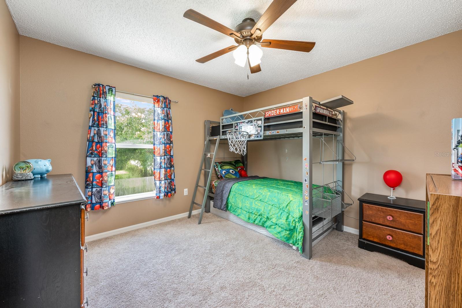 Image 19 of 25 For 100 Monterey Oaks Drive