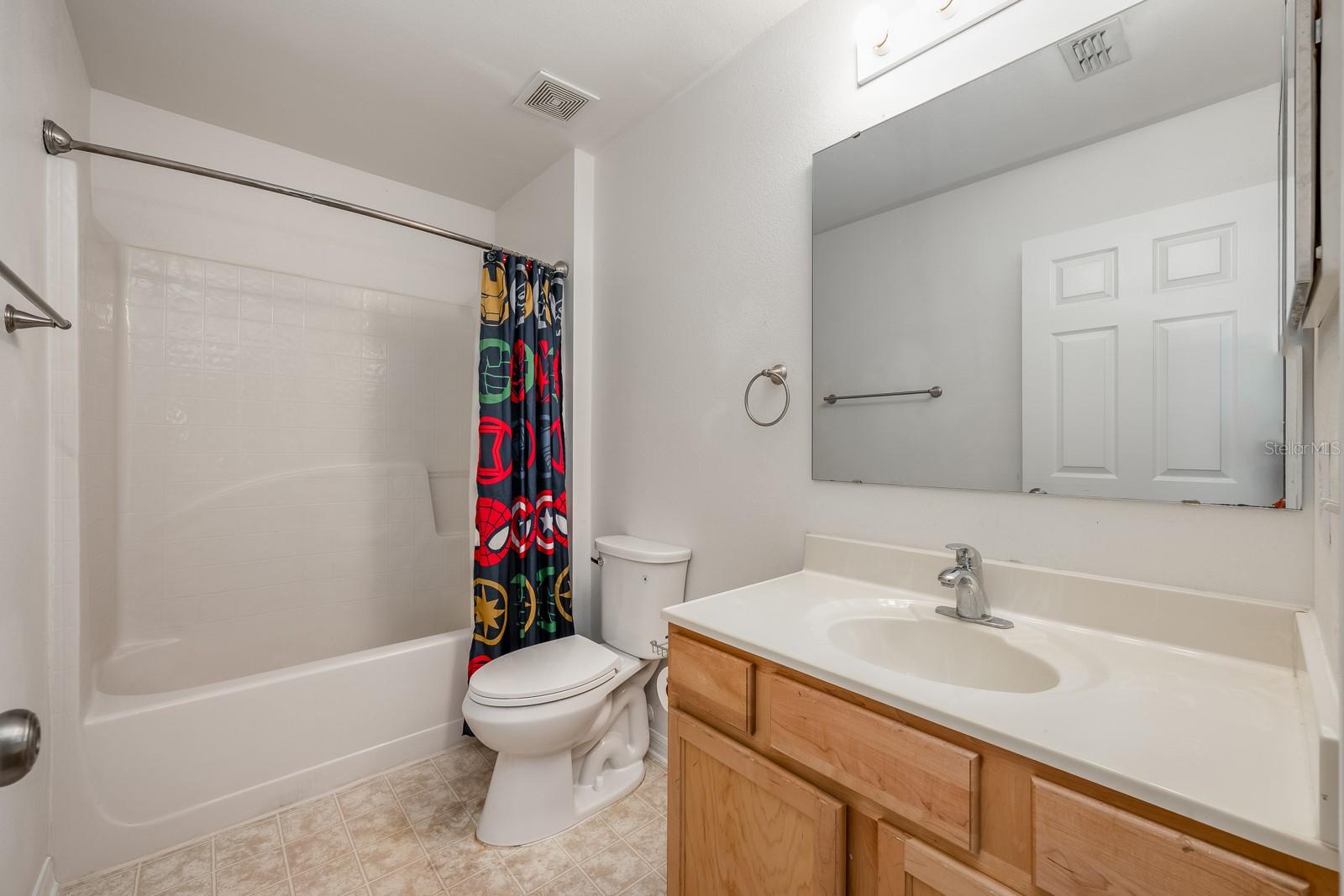 Image 20 of 25 For 100 Monterey Oaks Drive