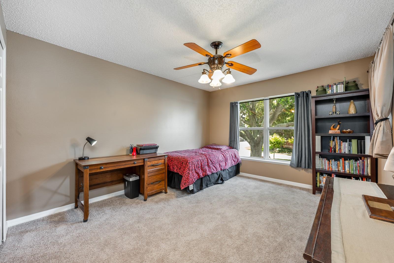 Image 21 of 25 For 100 Monterey Oaks Drive