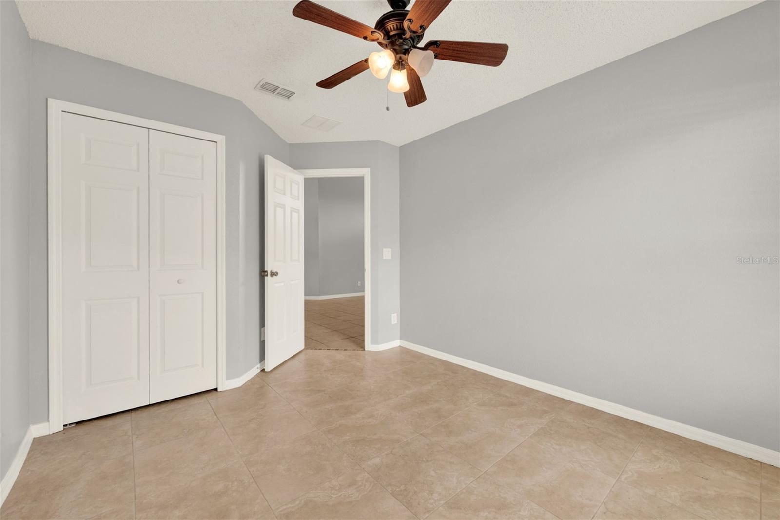 Image 15 of 28 For 2713 Eagle Glen Circle