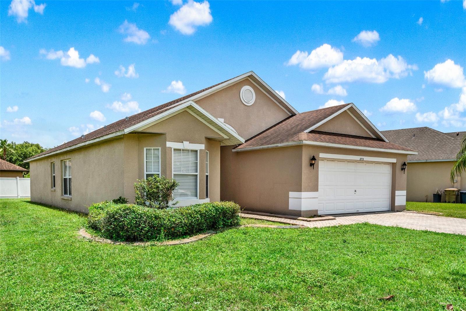 Image 2 of 28 For 2713 Eagle Glen Circle