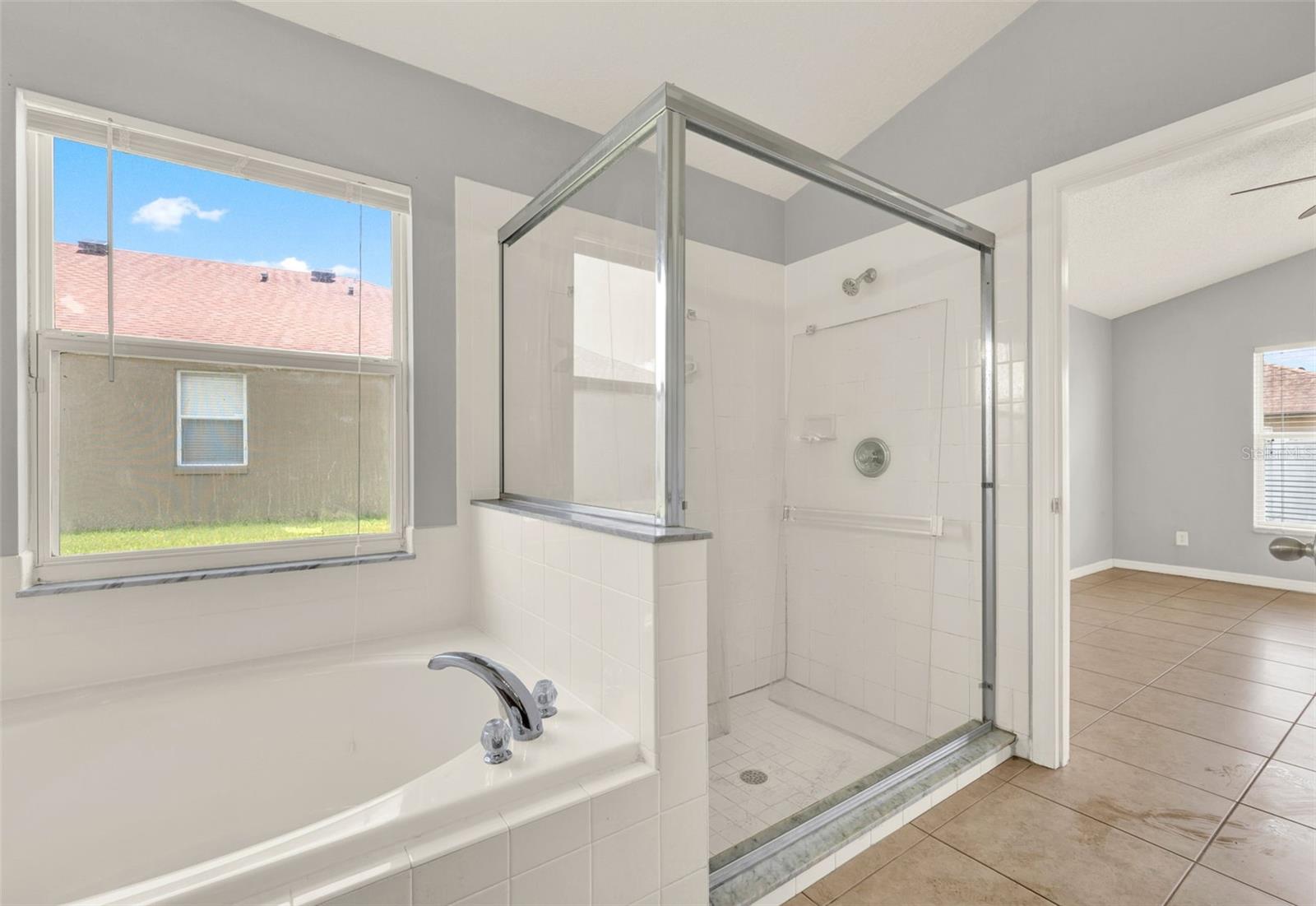 Image 22 of 28 For 2713 Eagle Glen Circle