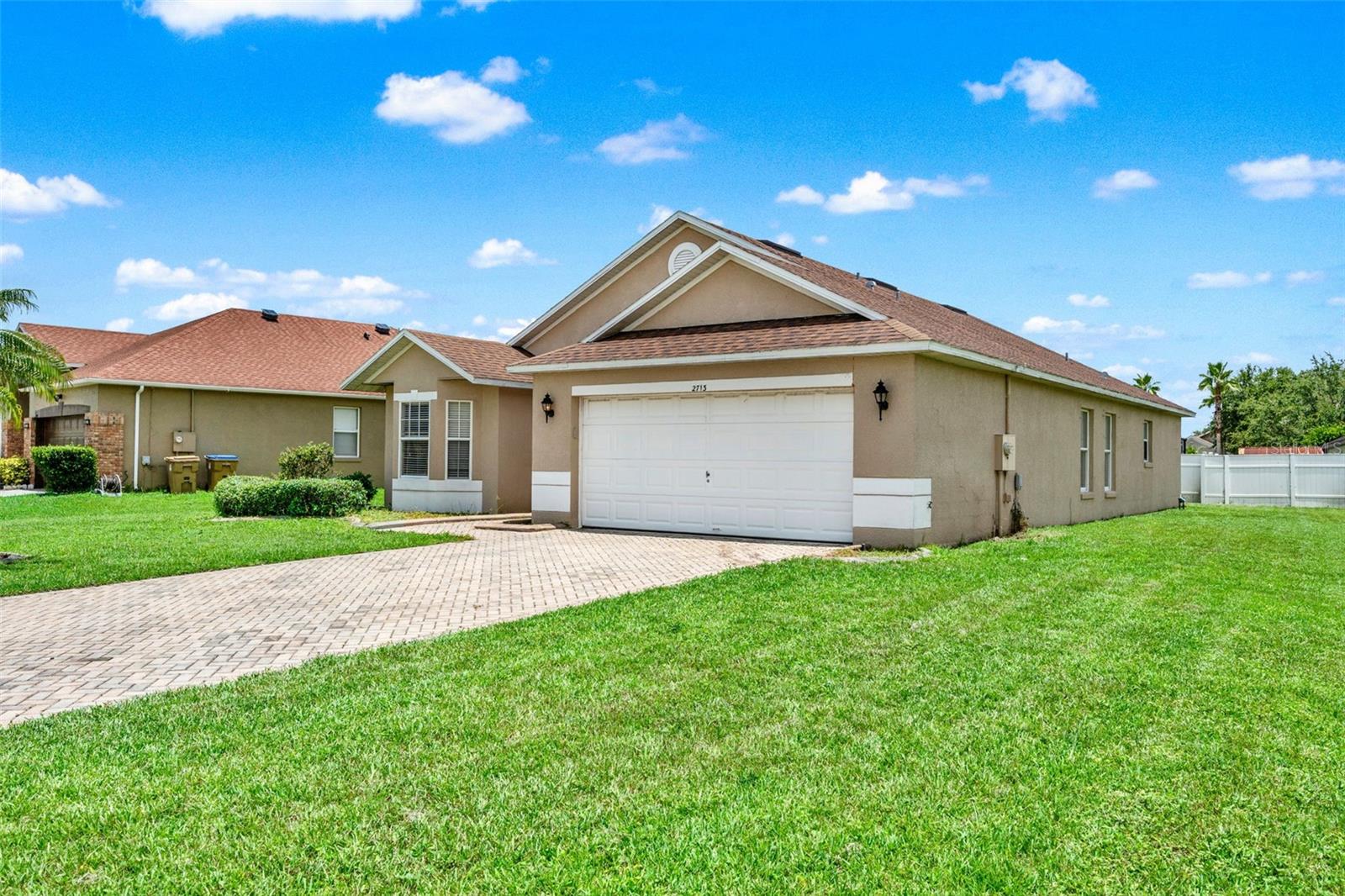 Image 3 of 28 For 2713 Eagle Glen Circle