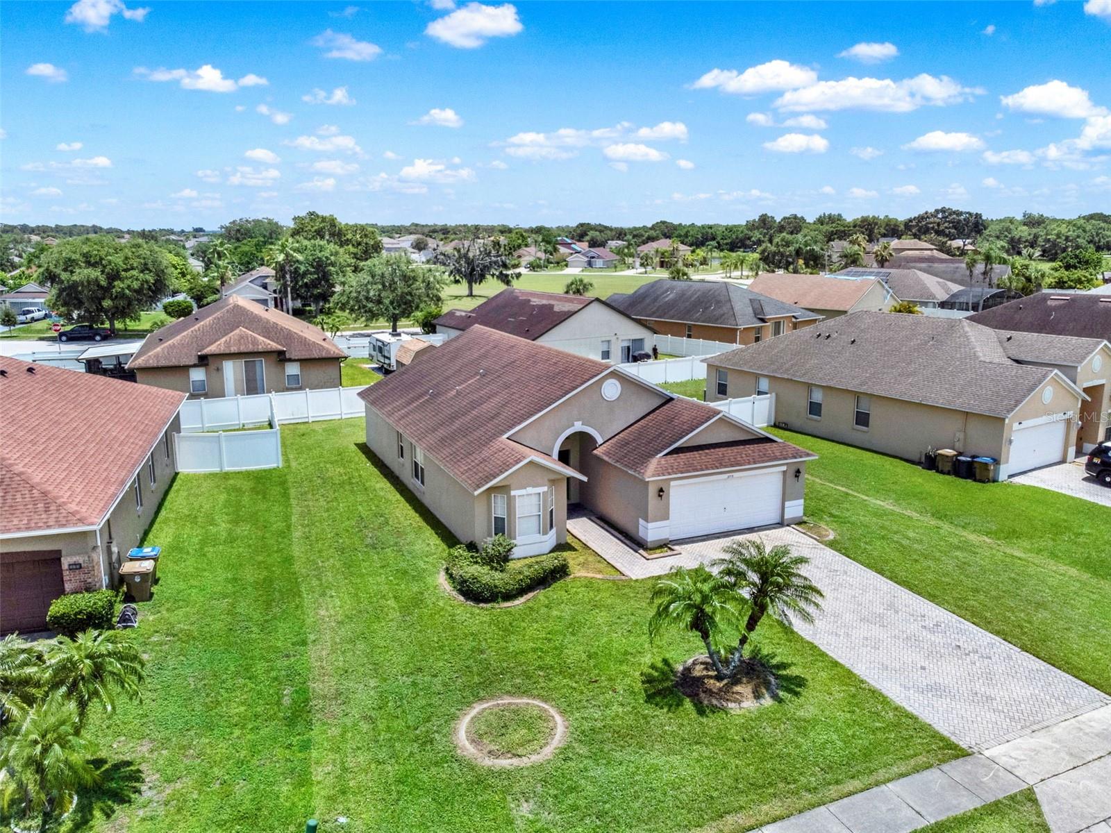 Image 6 of 28 For 2713 Eagle Glen Circle