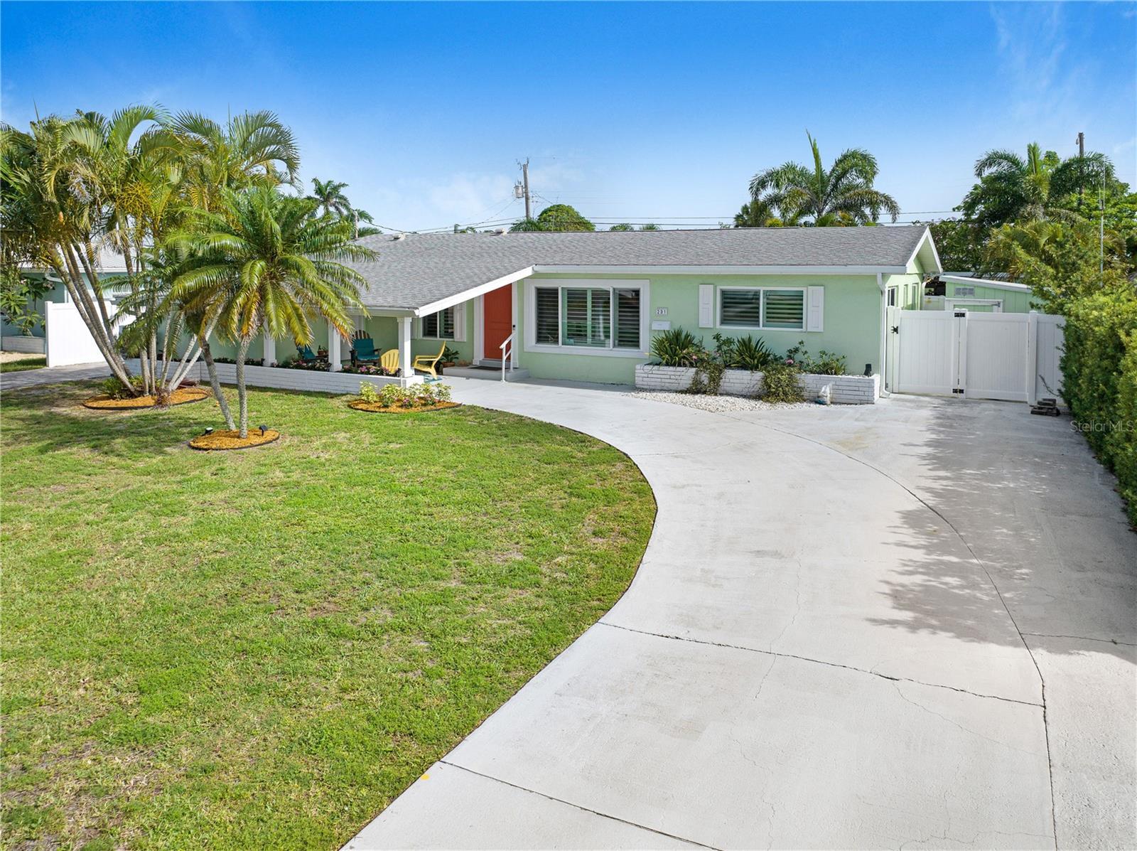 Image 3 of 80 For 231 Ocean Boulevard