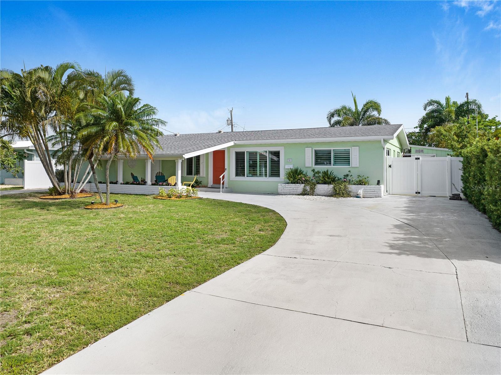 Image 4 of 80 For 231 Ocean Boulevard