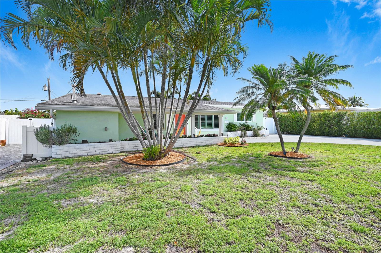 Image 9 of 80 For 231 Ocean Boulevard