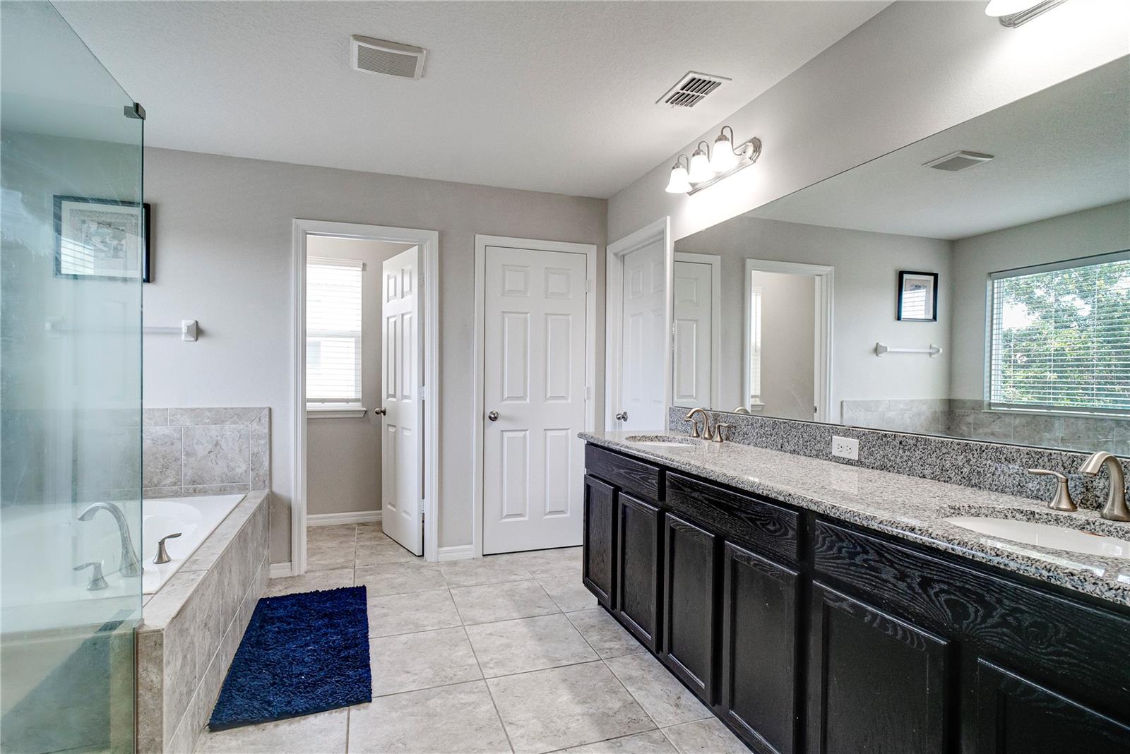 Image 23 of 29 For 14460 Orchard Hills Boulevard