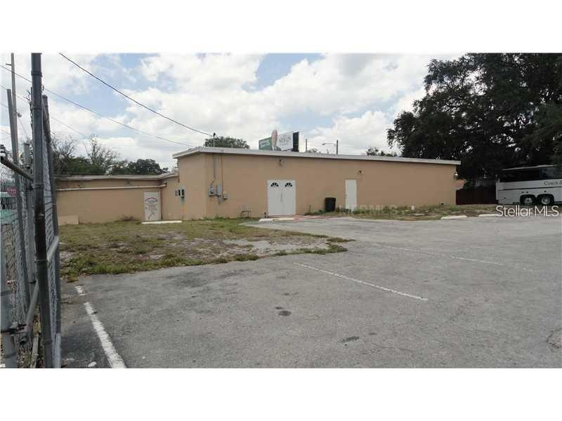 Image 3 of 25 For 1877 Orange Blossom Trail S