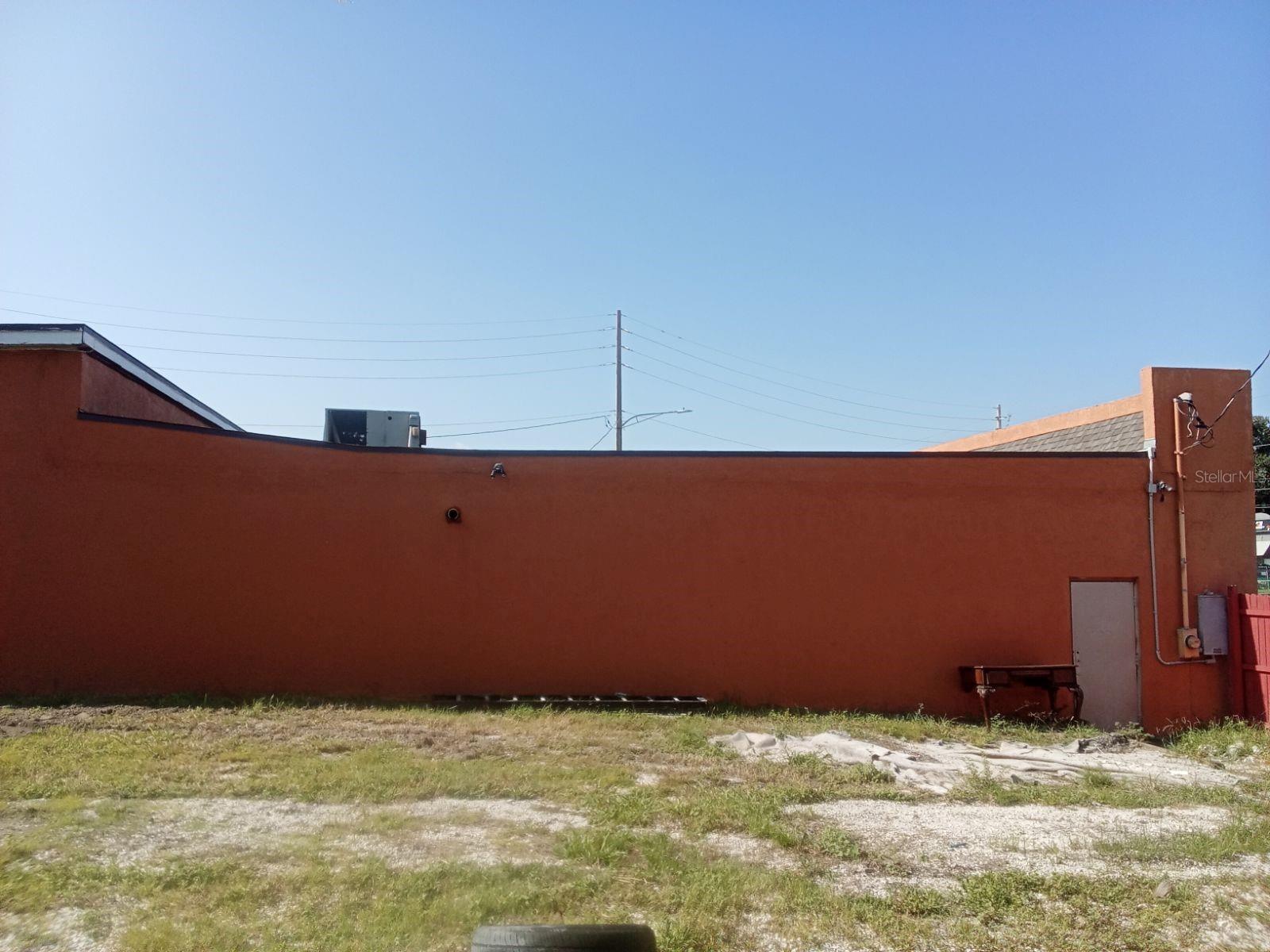 Image 5 of 25 For 1877 Orange Blossom Trail S
