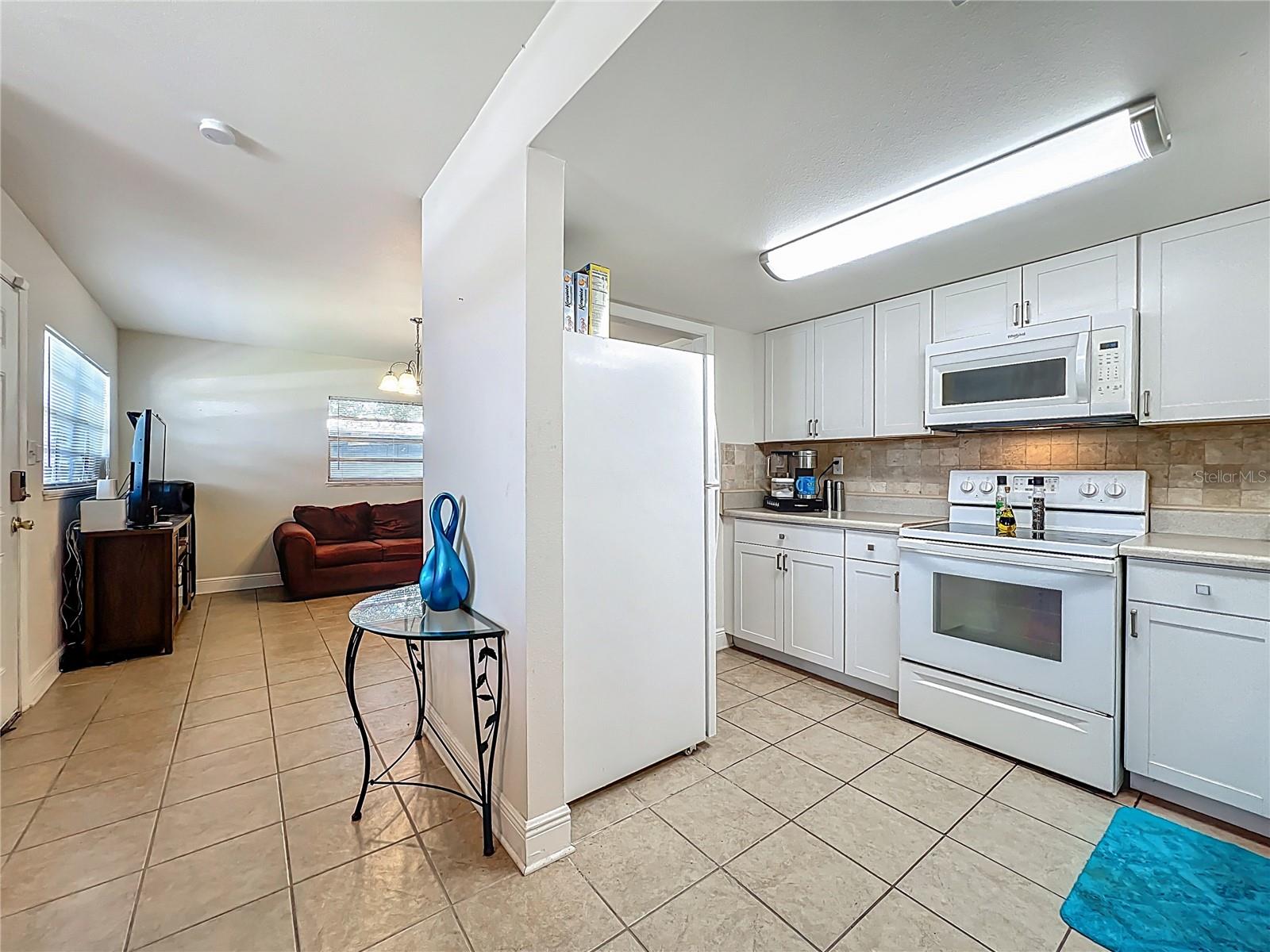 Image 13 of 41 For 2728 Hertha Avenue