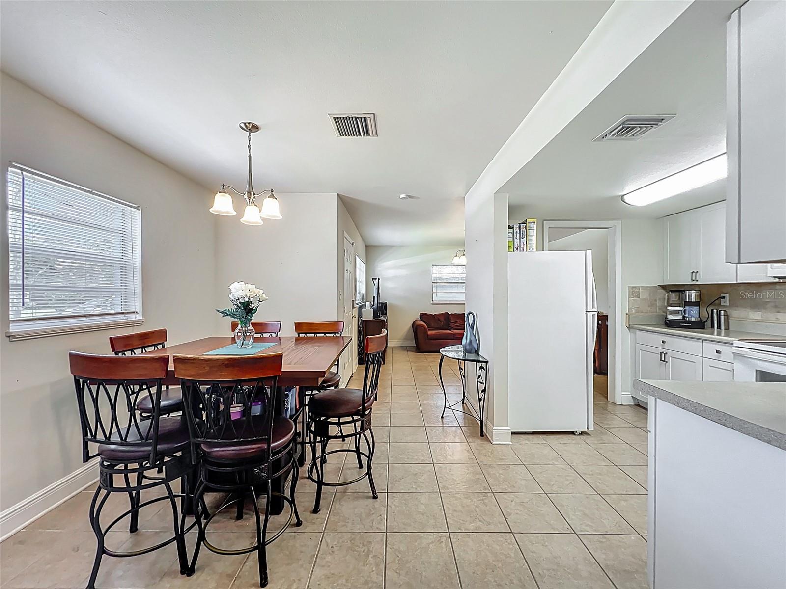 Image 16 of 41 For 2728 Hertha Avenue
