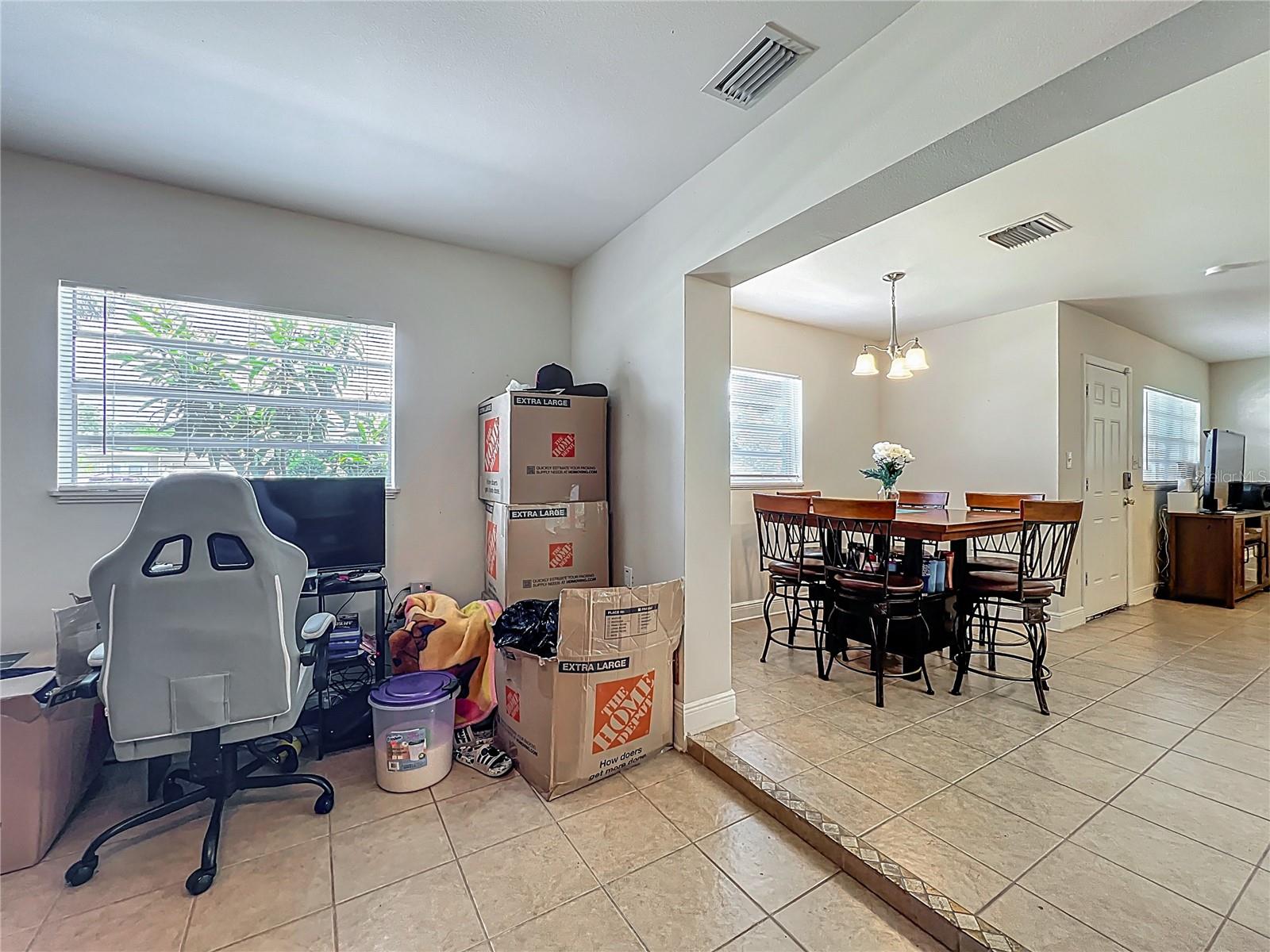 Image 18 of 41 For 2728 Hertha Avenue