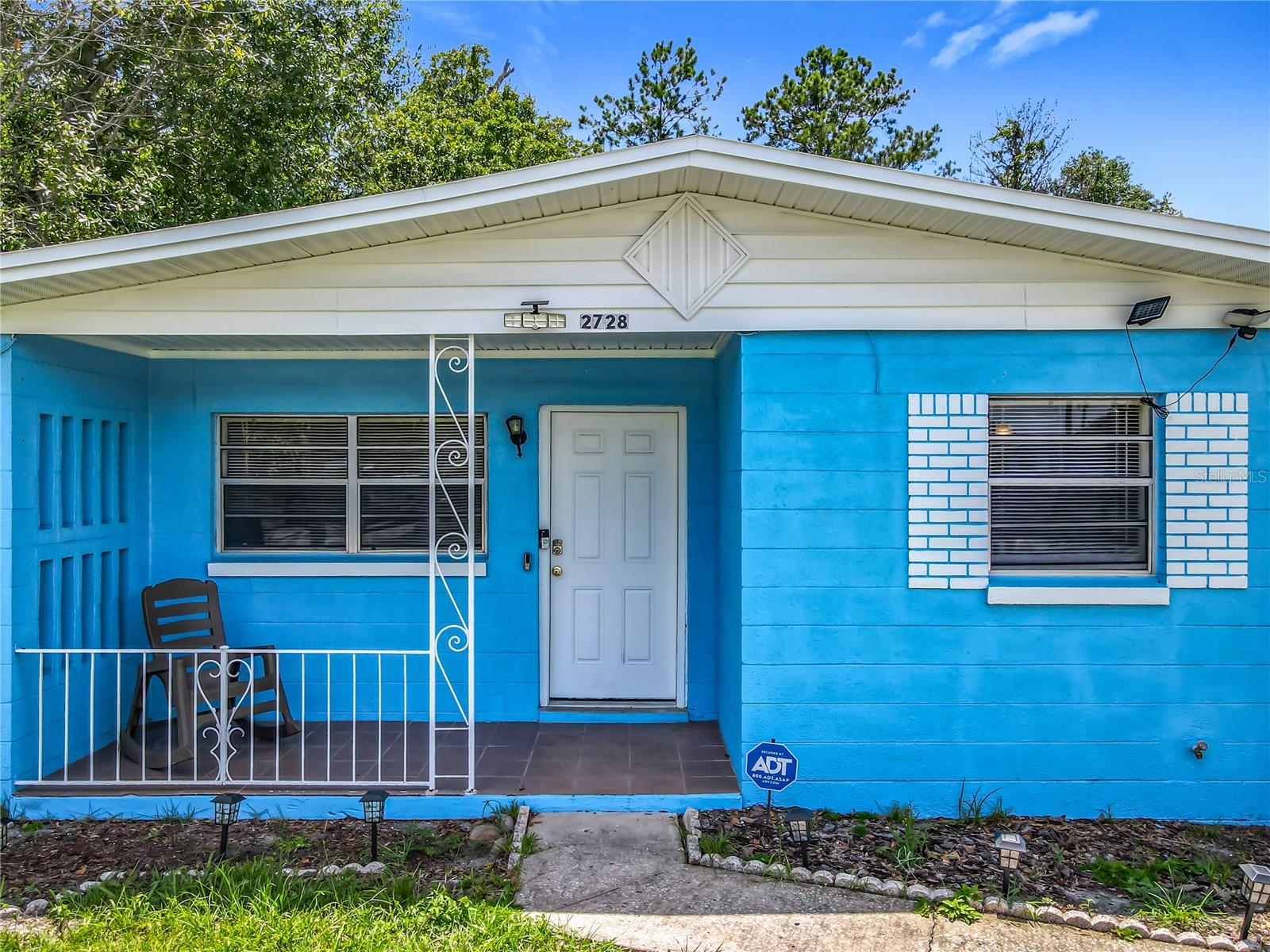 Image 2 of 41 For 2728 Hertha Avenue
