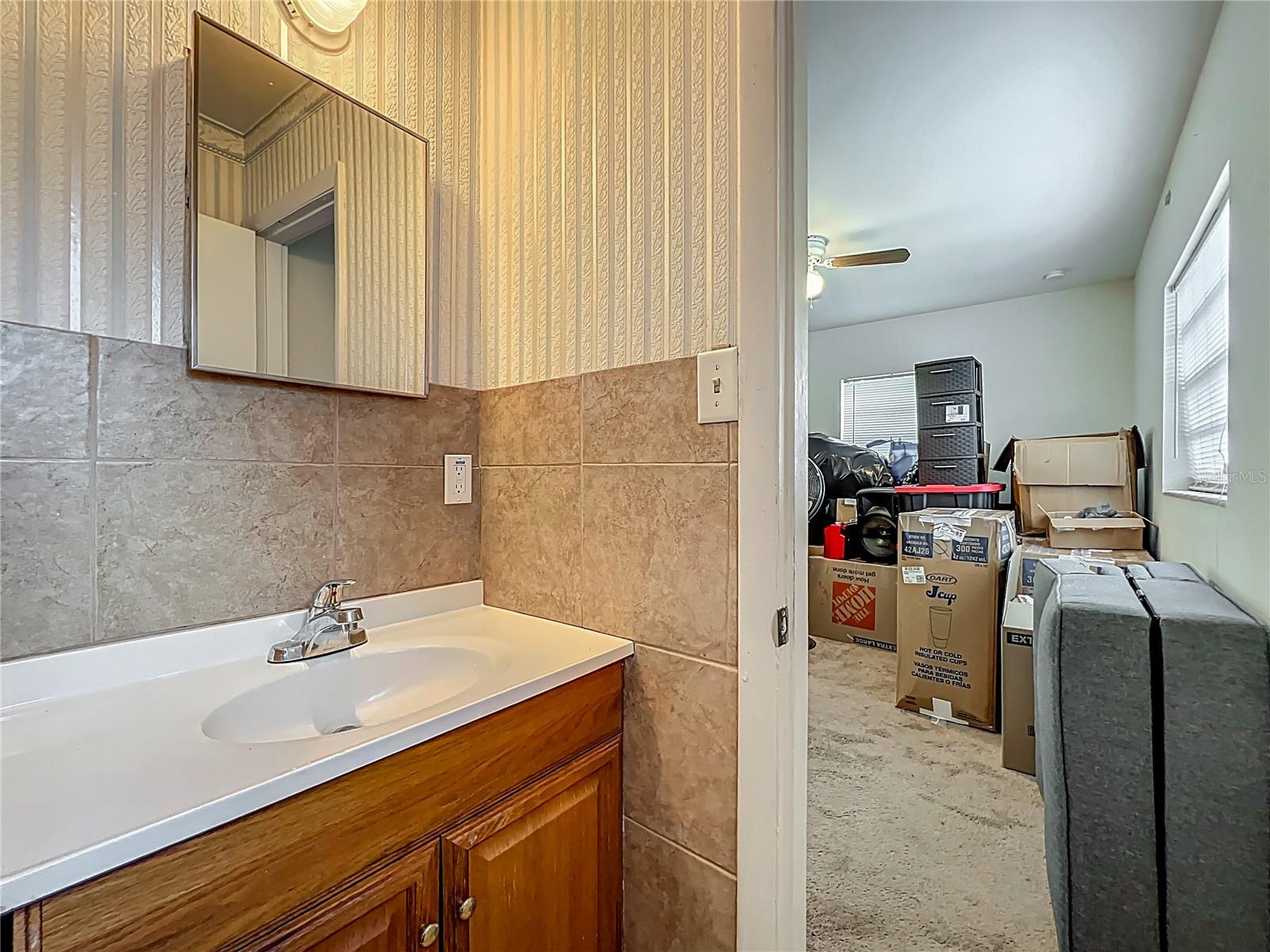 Image 30 of 41 For 2728 Hertha Avenue