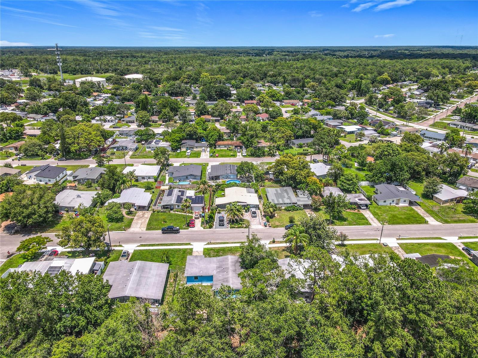 Image 40 of 41 For 2728 Hertha Avenue
