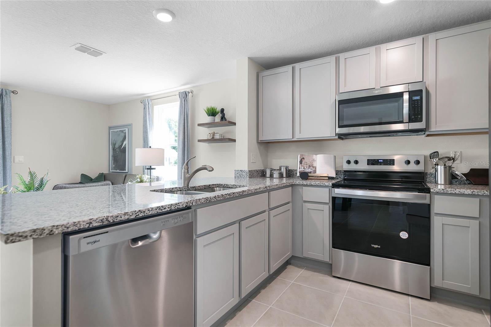 Image 11 of 36 For 531 Zinfandel Drive