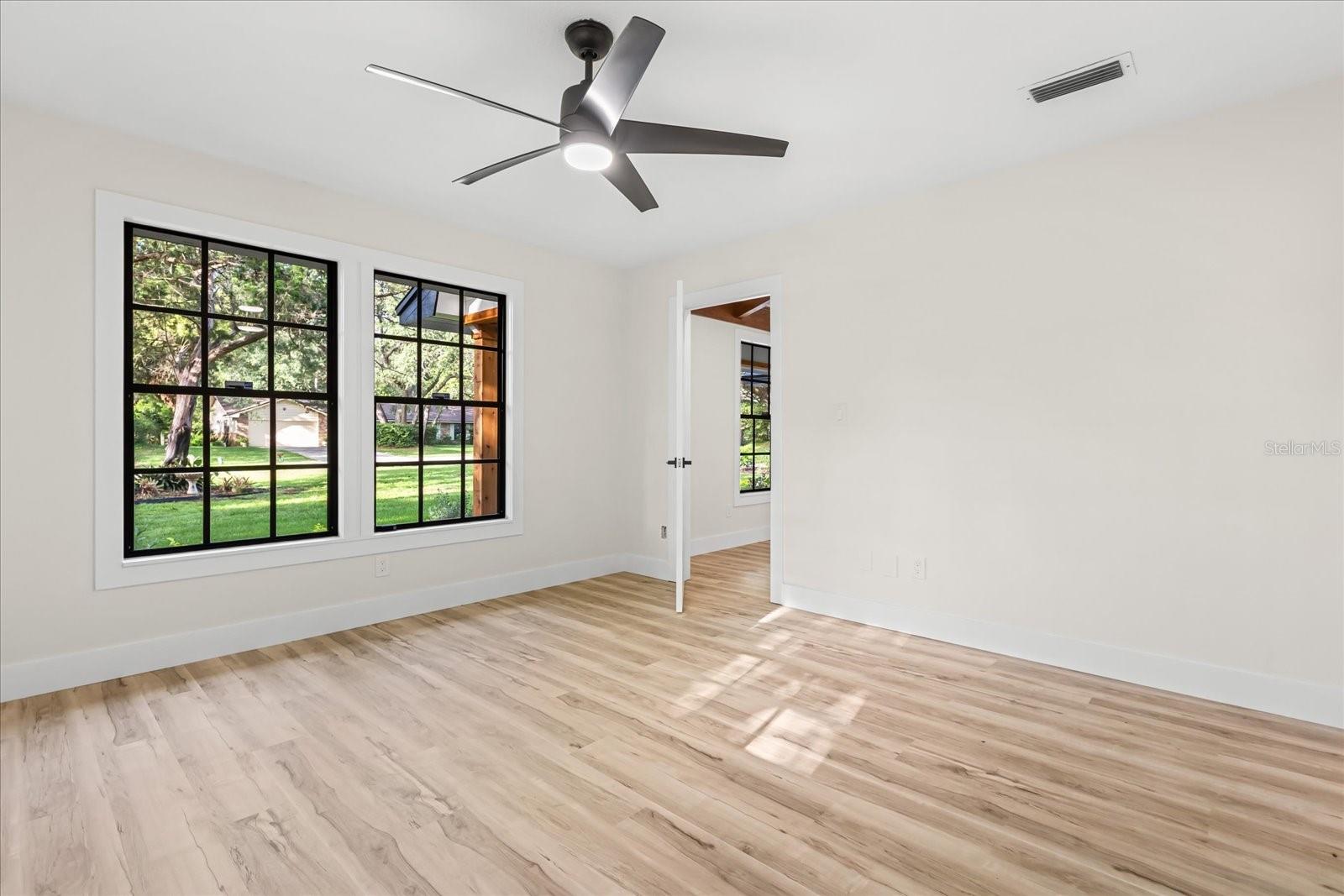 Image 16 of 32 For 643 Princewood Drive
