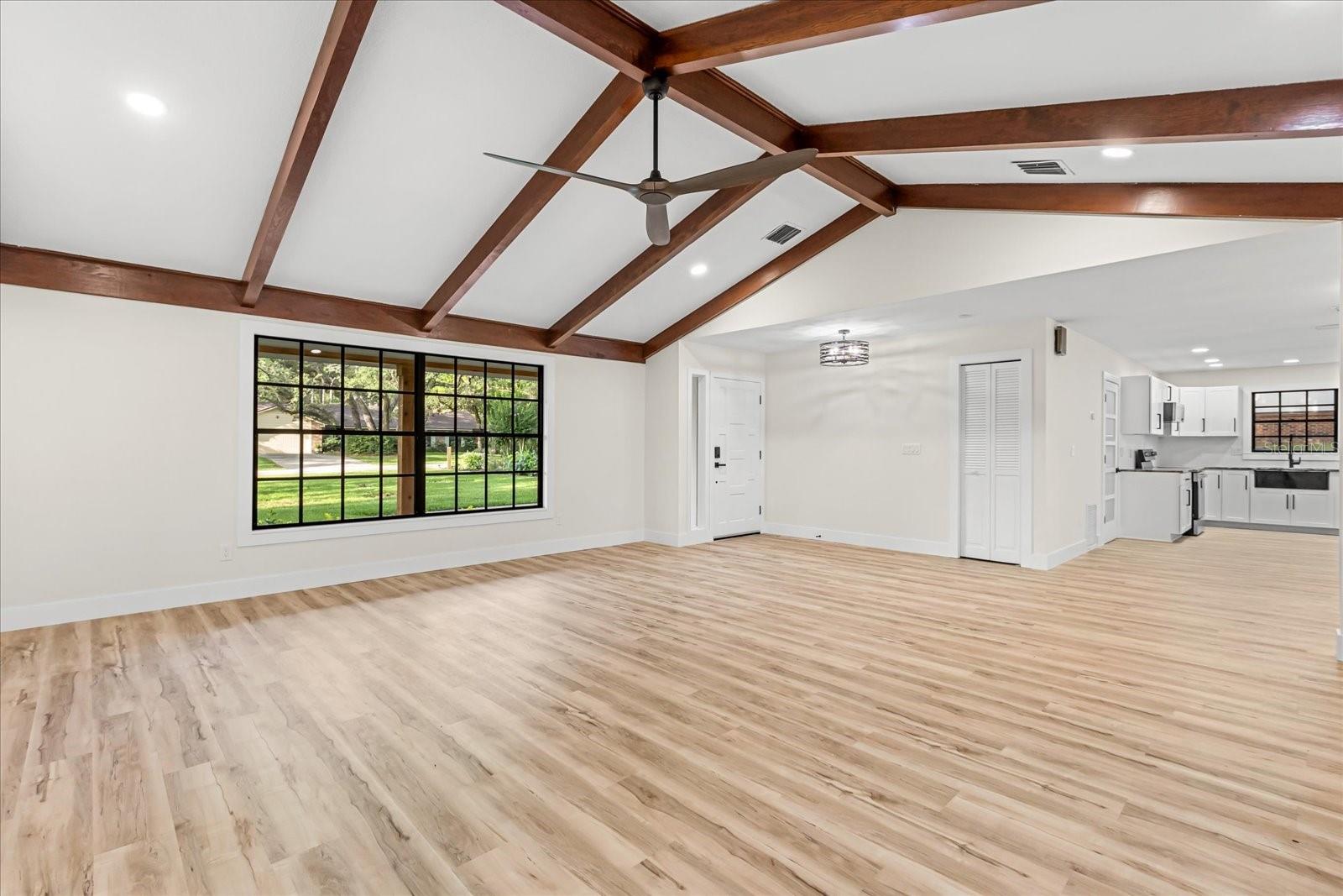 Image 8 of 32 For 643 Princewood Drive