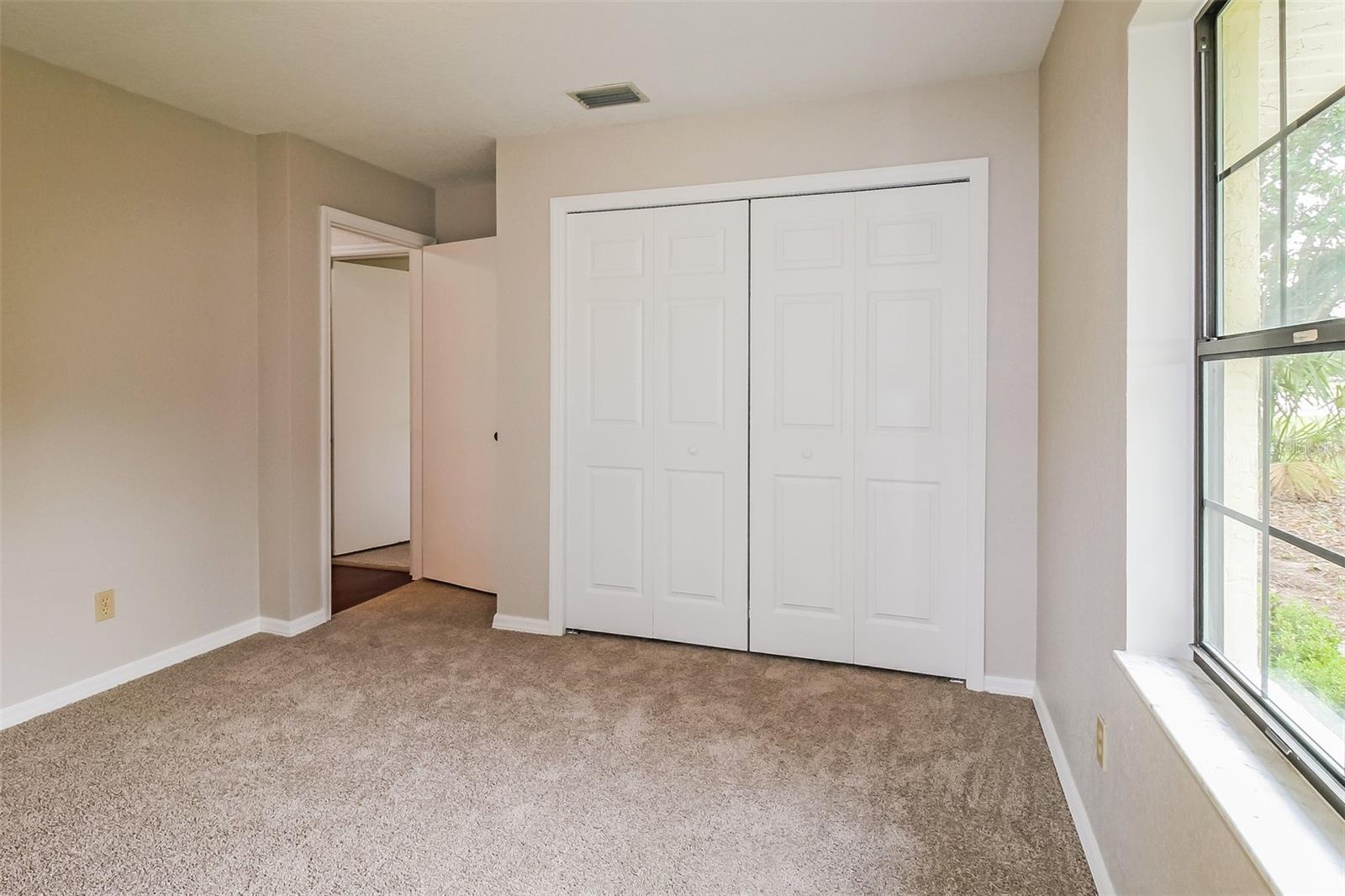 Image 15 of 21 For 10448 74th Court