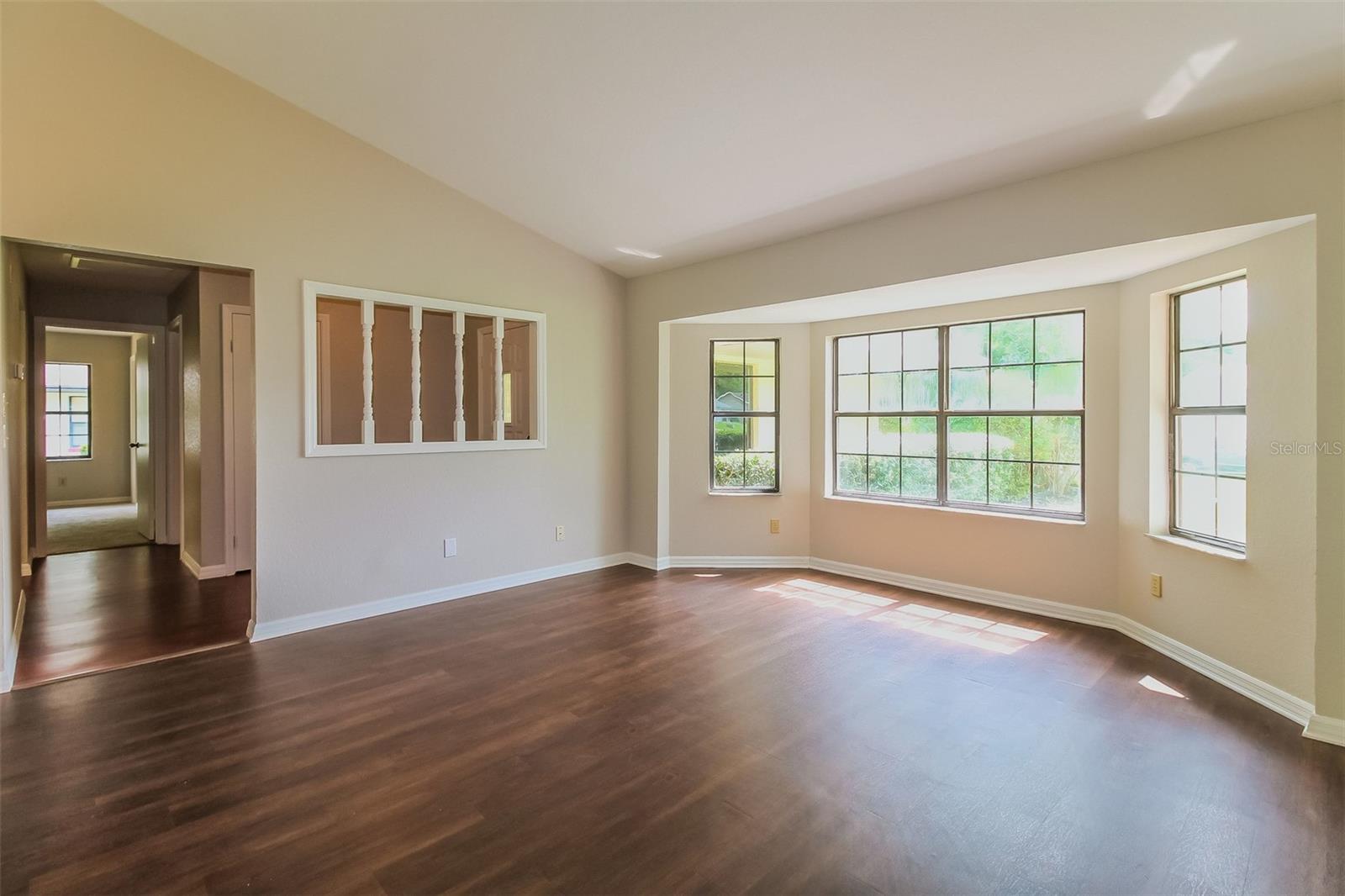 Image 4 of 21 For 10448 74th Court