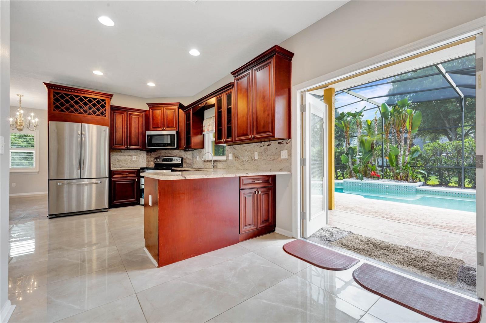 Image 11 of 54 For 12706 Magnolia Bay Boulevard