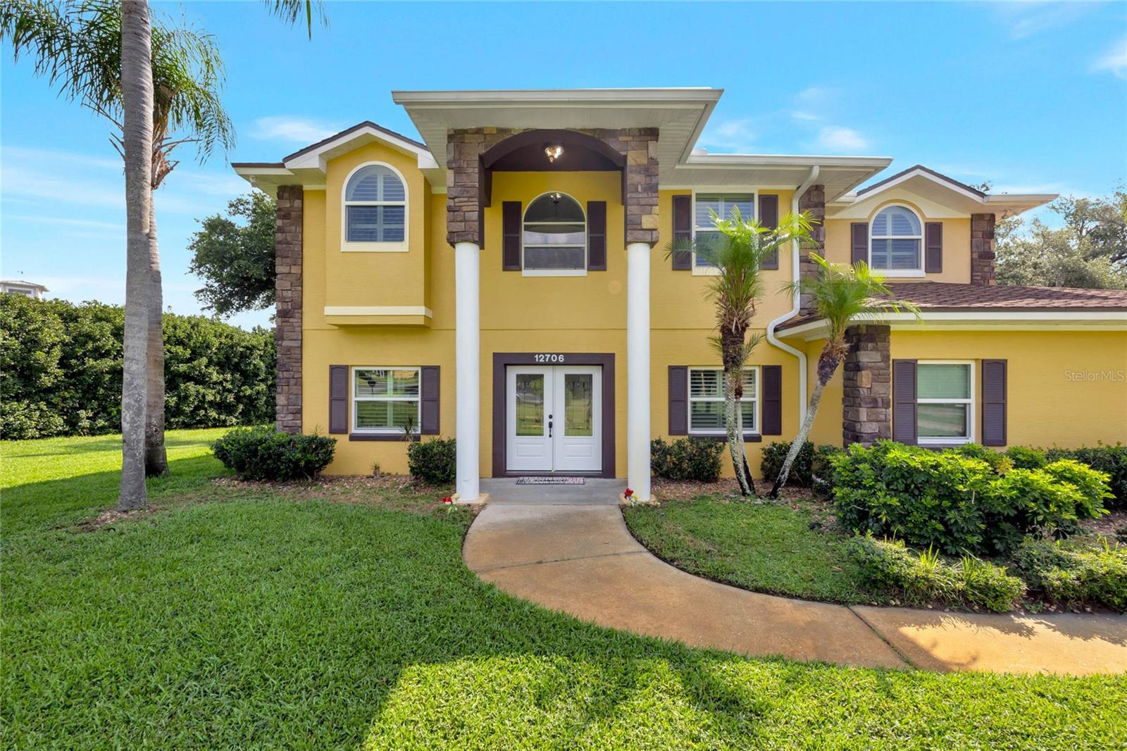 Image 3 of 54 For 12706 Magnolia Bay Boulevard