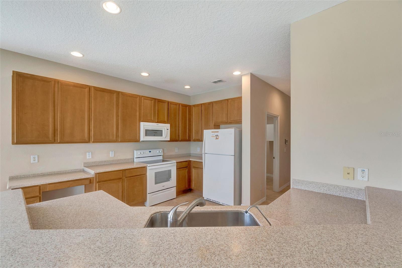 Image 16 of 47 For 5819 Covington Cove Way