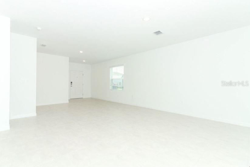 Image 15 of 30 For 479 Wayland Drive