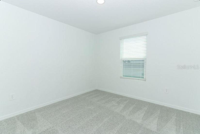 Image 16 of 30 For 479 Wayland Drive