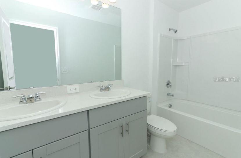 Image 19 of 30 For 479 Wayland Drive