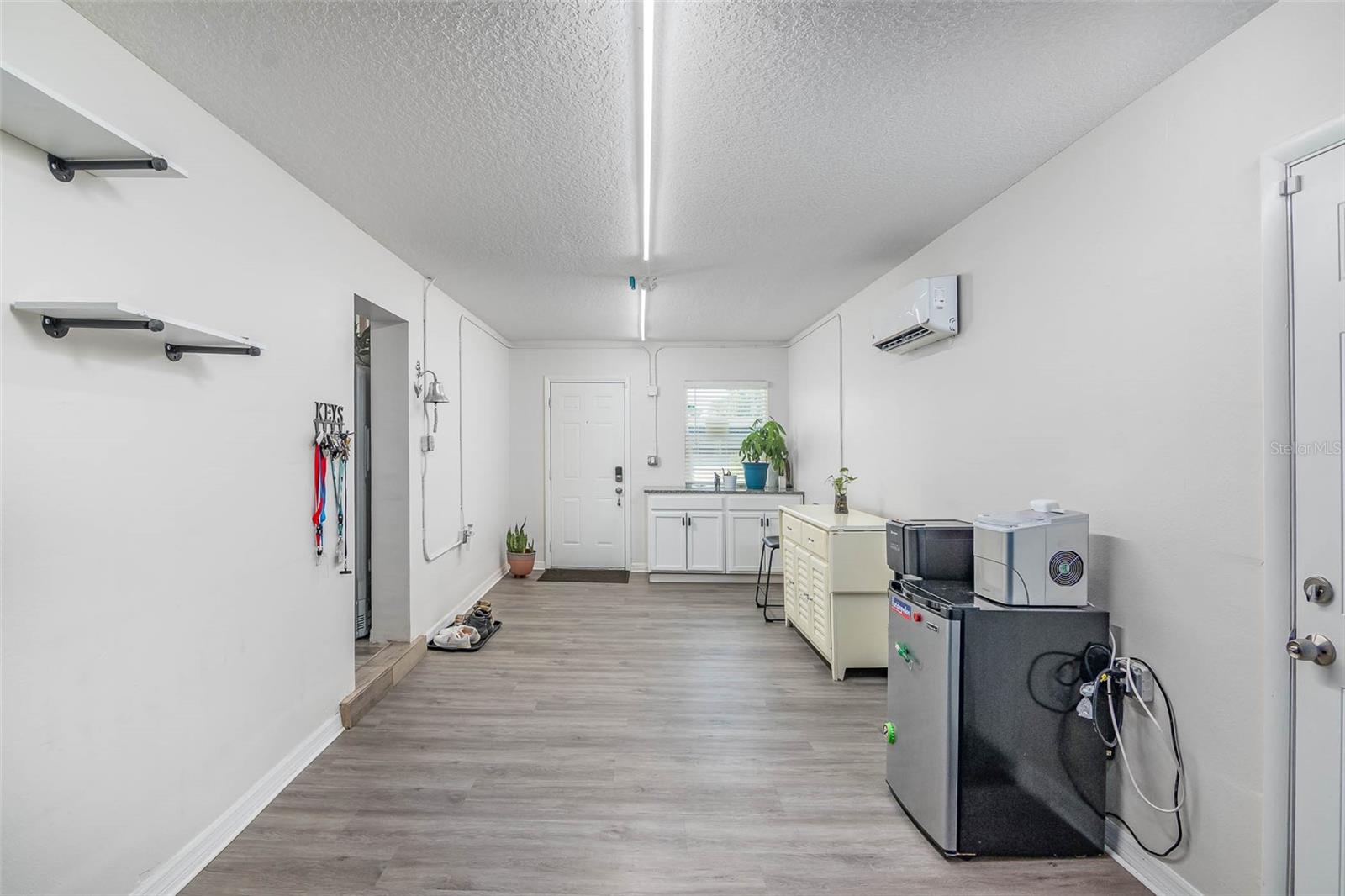 Image 26 of 51 For 808 Camphor Way