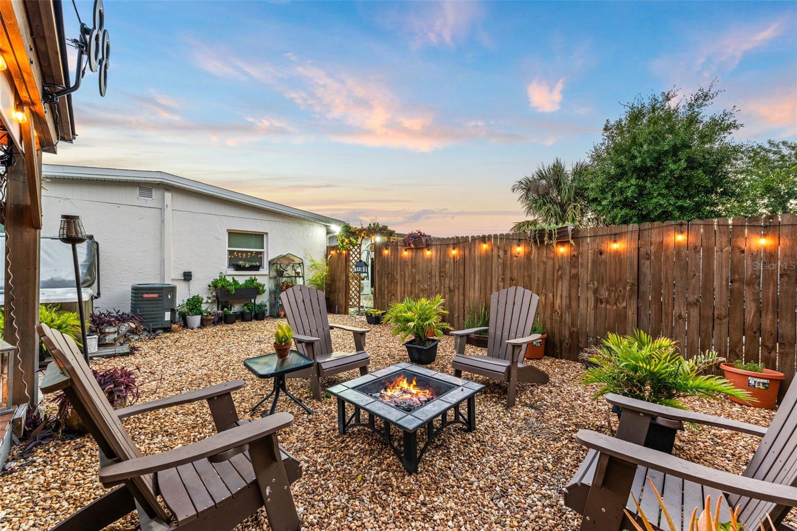 Image 35 of 51 For 808 Camphor Way