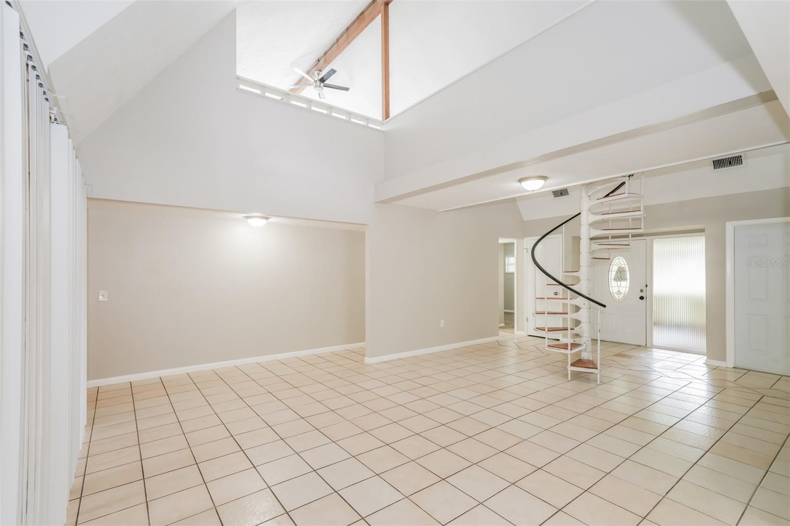 Image 2 of 22 For 1001 Meadowcrest Drive