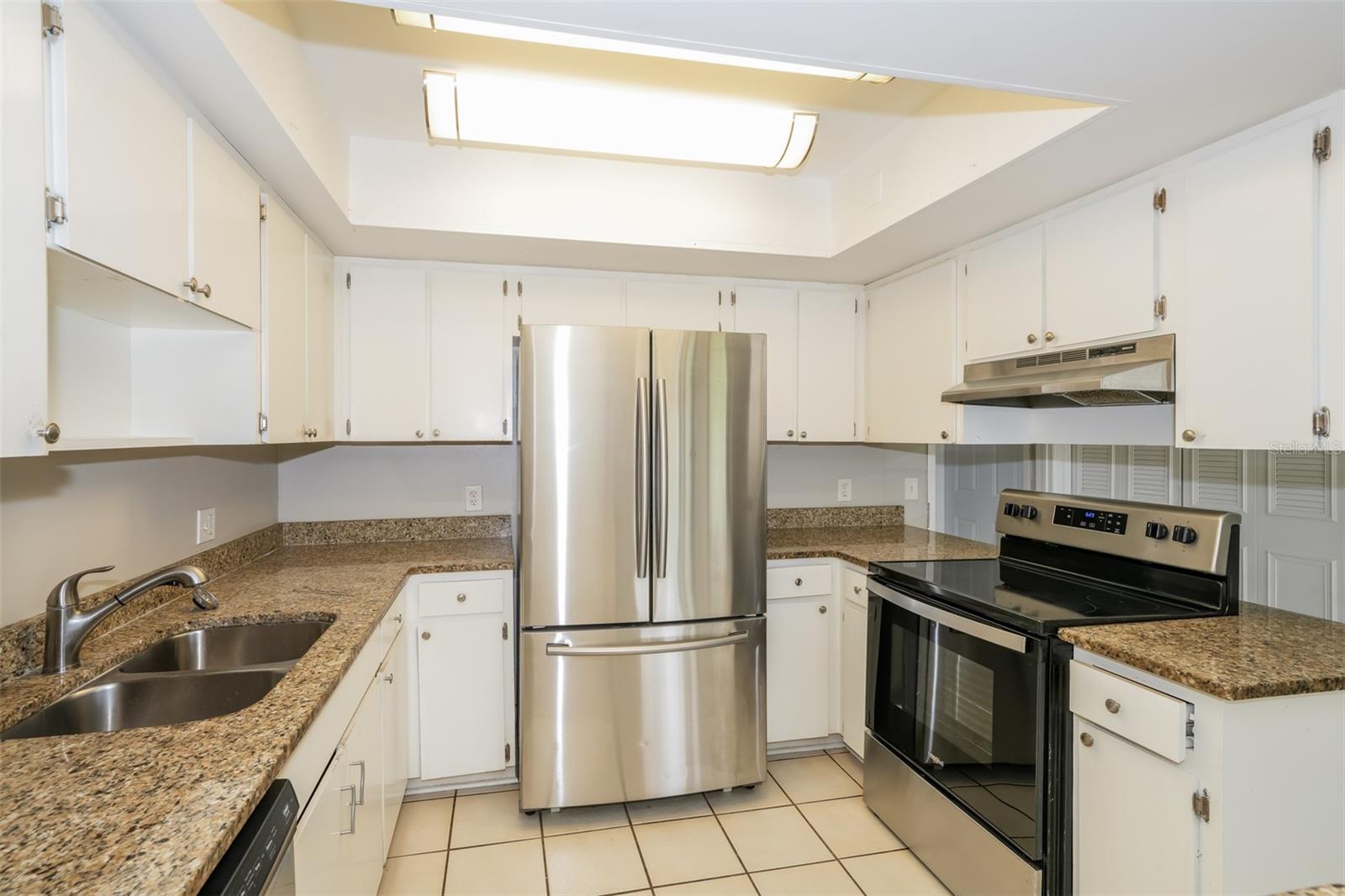 Image 7 of 22 For 1001 Meadowcrest Drive