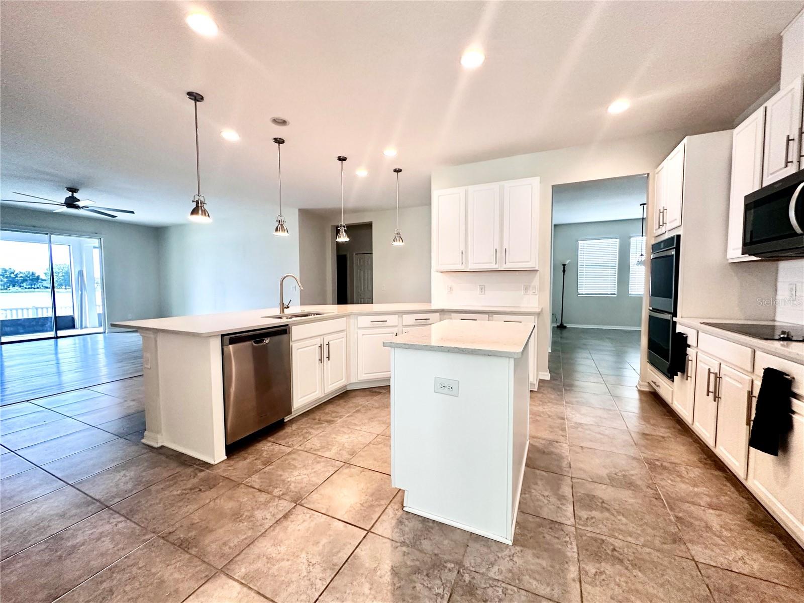 Image 7 of 50 For 3848 Cabo Rojo Dr
