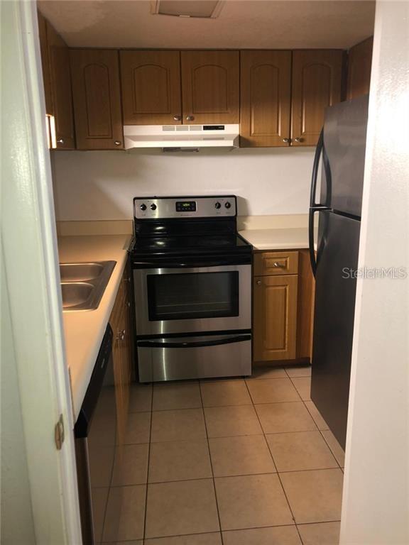 Image 3 of 14 For 4153 Semoran Boulevard 4