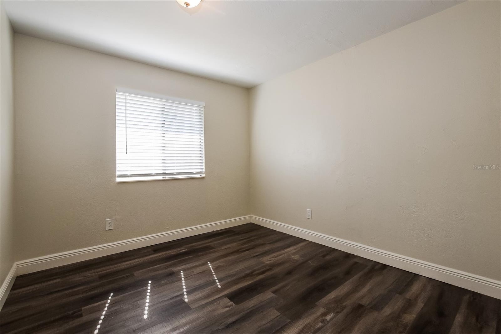 Image 14 of 21 For 3312 Victory Palm Drive
