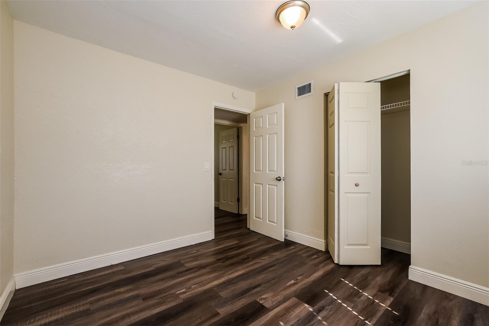 Image 15 of 21 For 3312 Victory Palm Drive