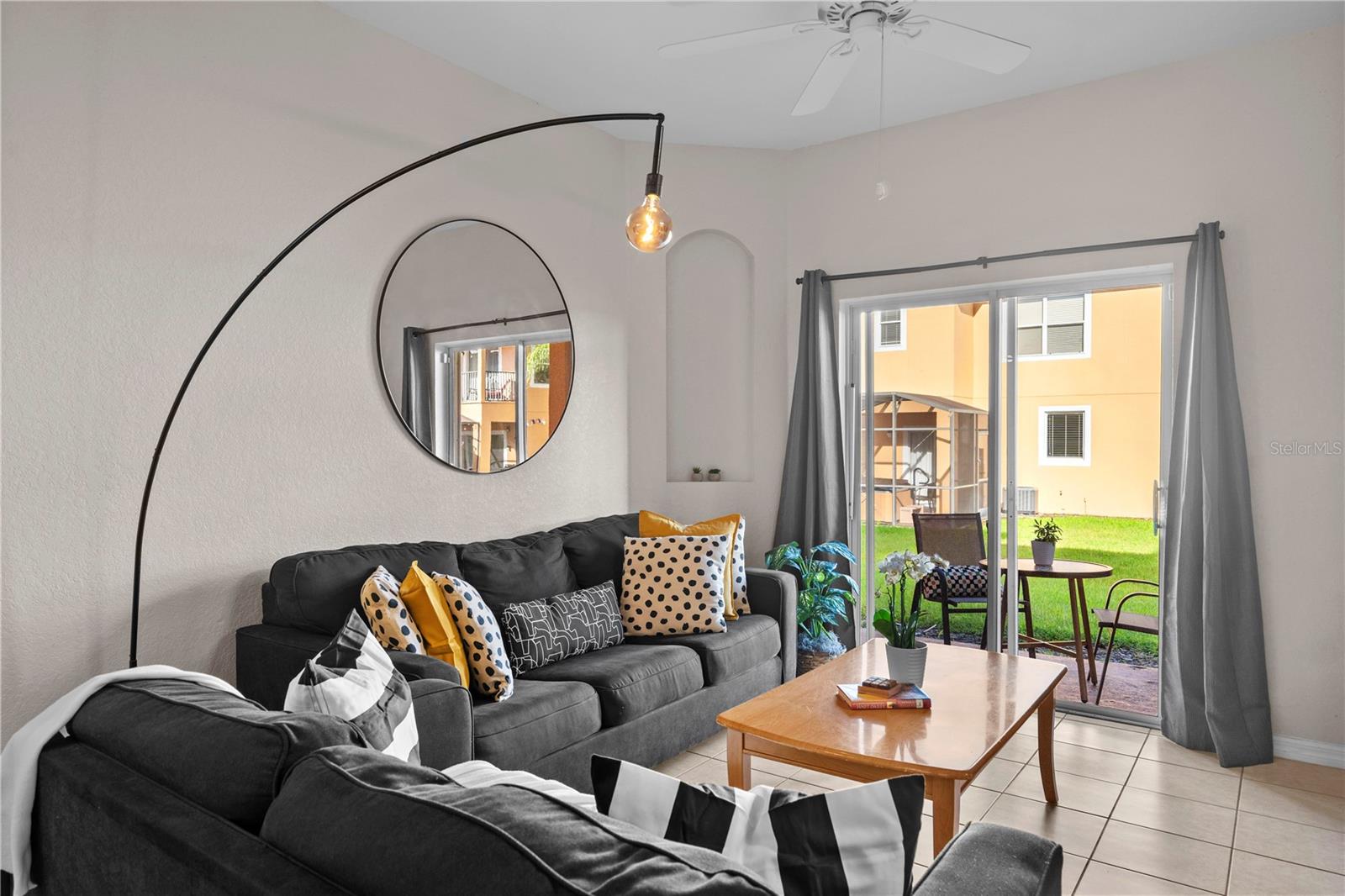 Image 2 of 22 For 2717 Camaro Drive