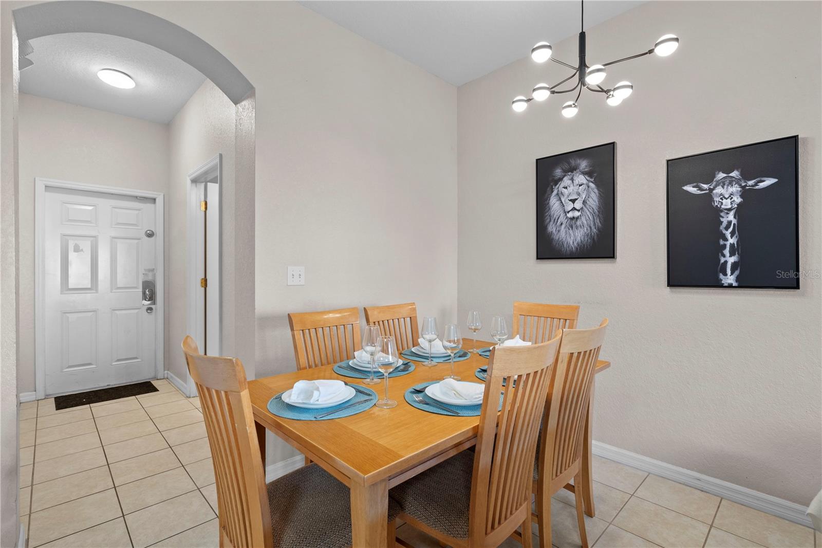 Image 6 of 22 For 2717 Camaro Drive