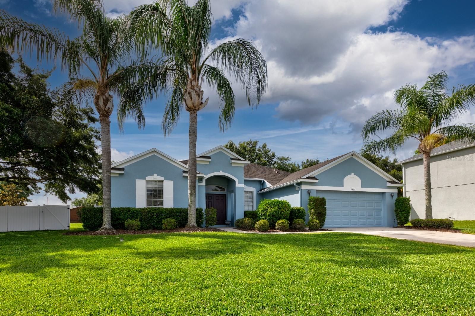 Image 3 of 34 For 2237 Wintermere Pointe Drive