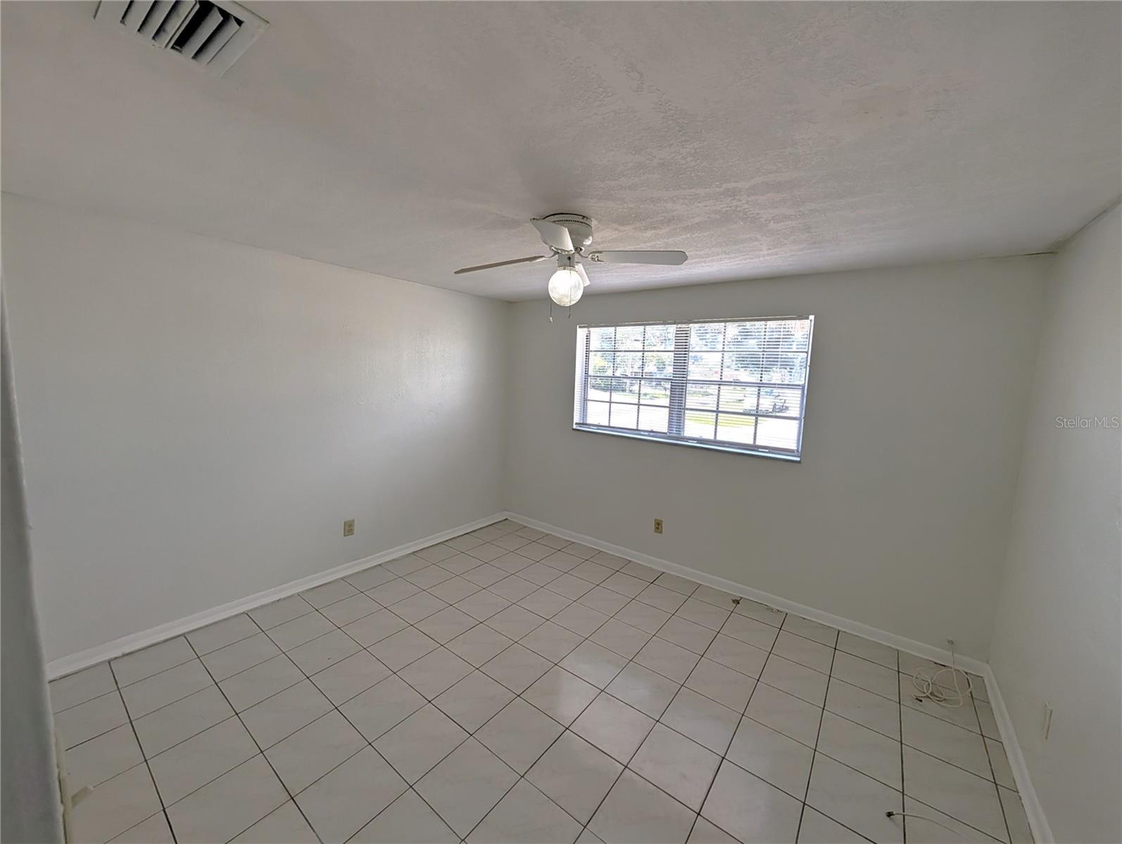 Image 6 of 17 For 6024 Fern Street